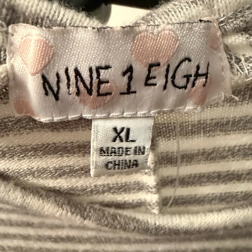 Gray and White Striped Sweater Girls XL - Picture 7 of 7